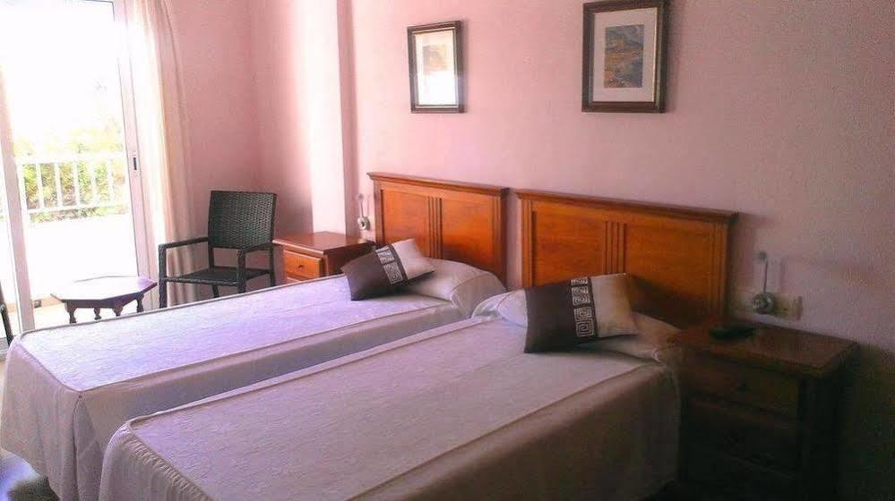 Hotel Oreneta Альтафулья Экстерьер фото